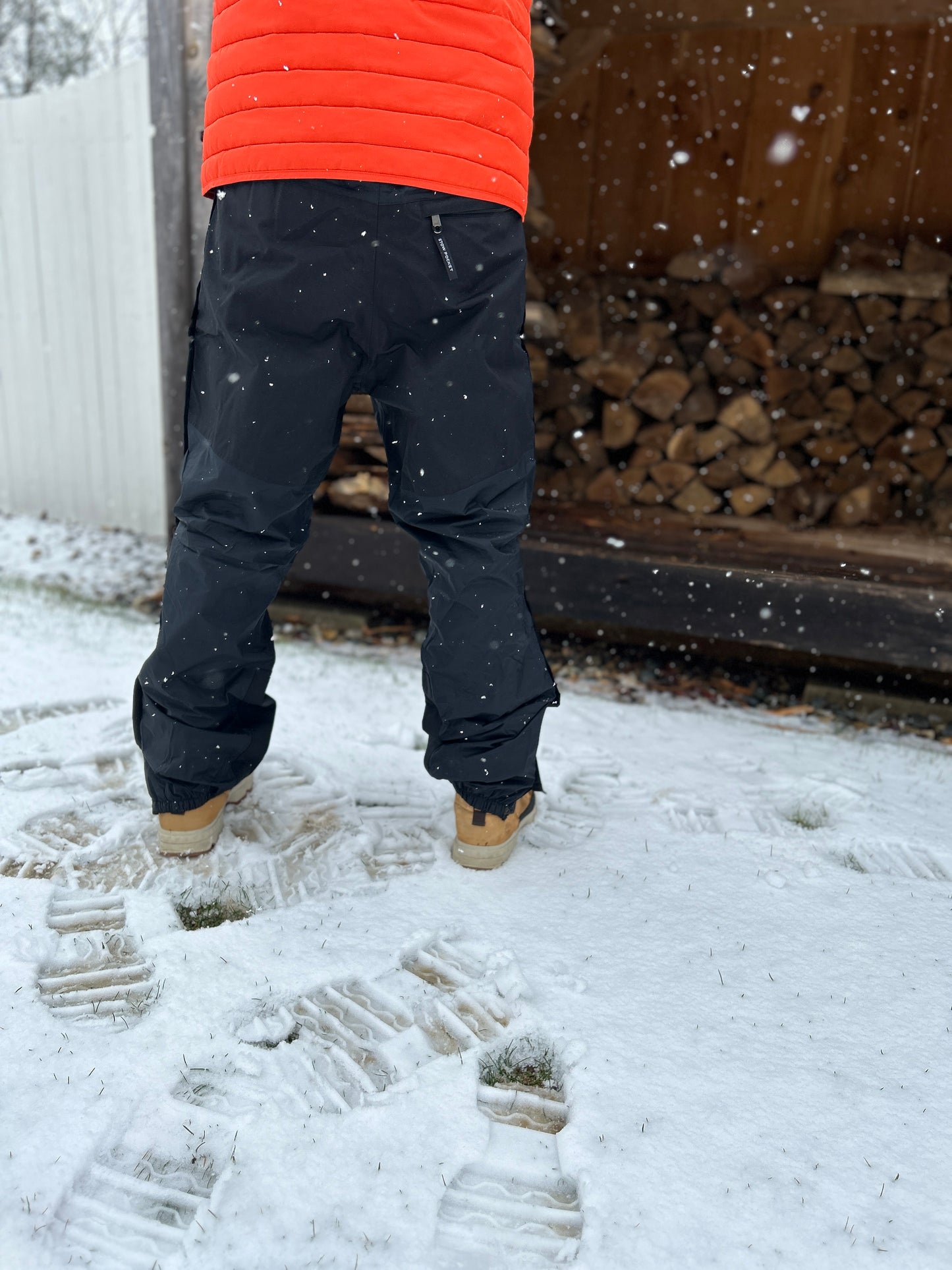 North Face GORE-TEX MOUNTAIN Pants Mens - SIZE Large Light Weight (New Never Issued)